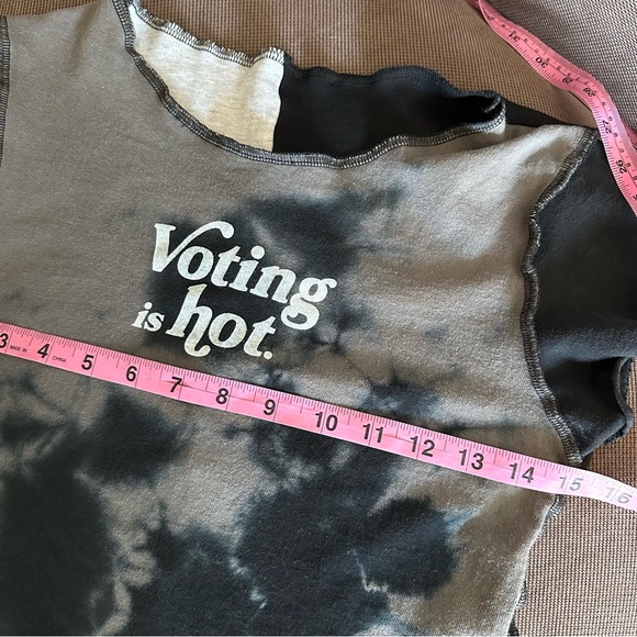 Denimcratic voting is hot tee - Picture 5 of 7